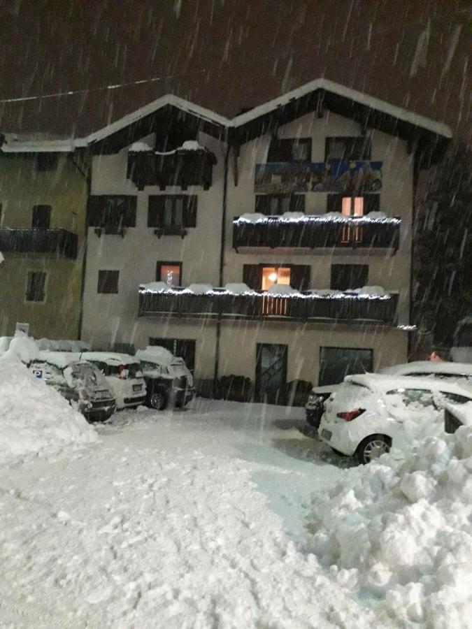 Casa Salvaterra Affittacamere Pinzolo Buitenkant foto